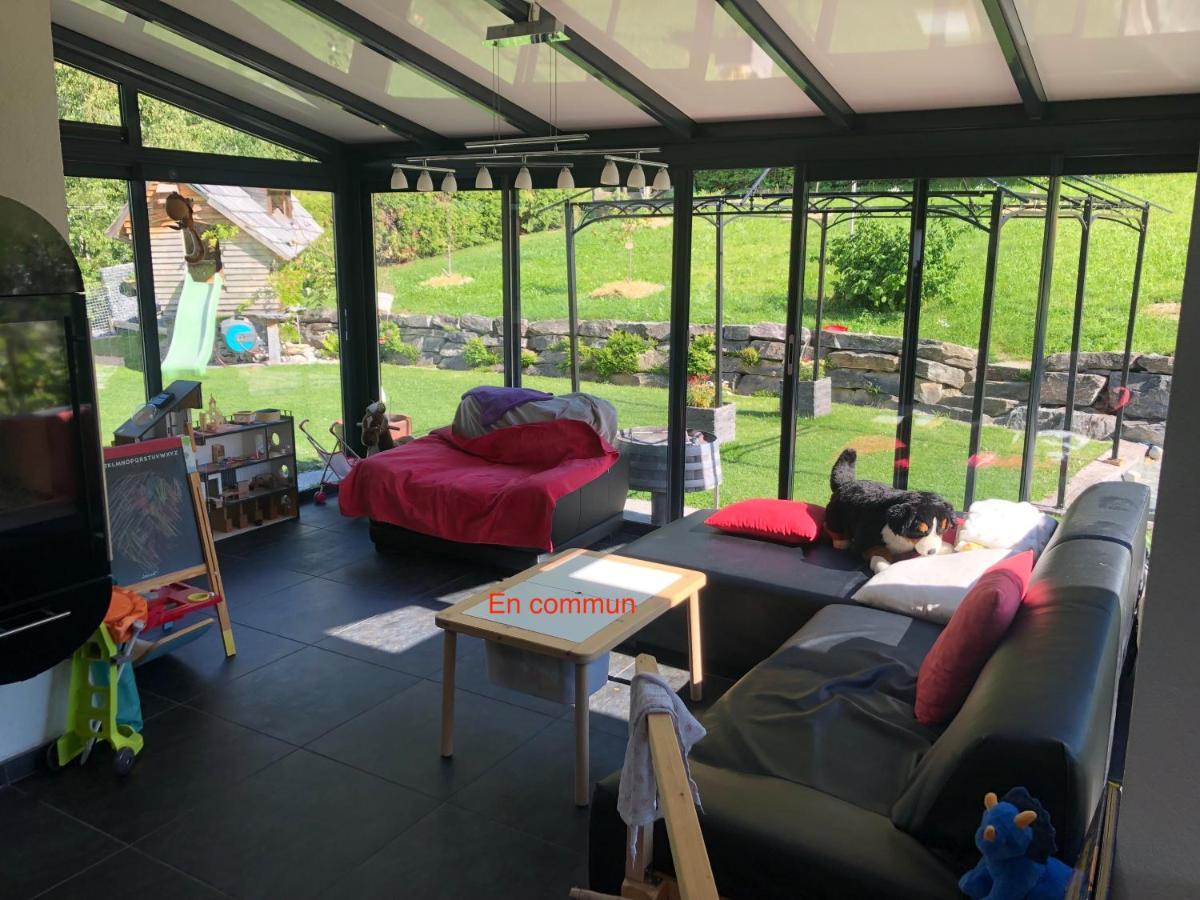 Grône Logement Chez L'Habitant Etage Independant מראה חיצוני תמונה